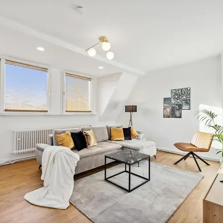 51-7 - Workplace - Netflix - Washer Dryer - Modern Design Appartement *