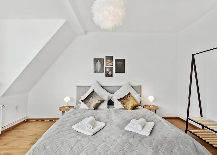 51-7 - Workplace - Netflix - Washer Dryer - Modern Design Bochum